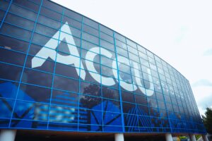 stadium hypnosis show